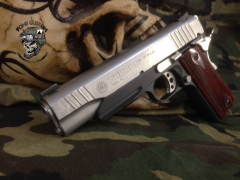 1911blackframe003