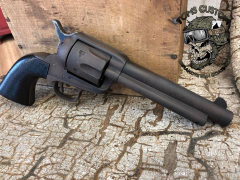 colt_revolver_003